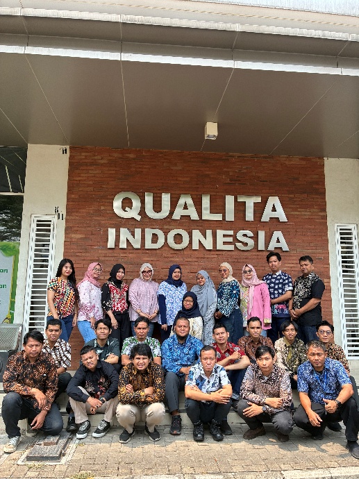 Perayaan Hari Batik Nasional Qualita Indonesia